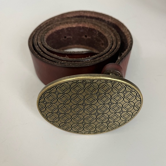 FOSSIL Brown Leather Belt with Gold Buckle medium - Picture 1 of 6